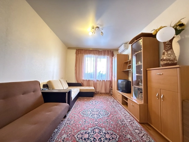 Купить однокомнатную квартиру на улице Героев-Разведчиков в Краснодаре. Вариант № 5469449, 1, площадь -  квм, цена 3630000 рублей