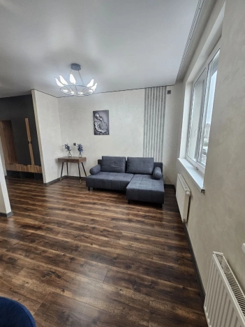 Купить квартиру в Тобольске. Вариант № 9280891, 22, площадь -  квм, цена 4150000 рублей