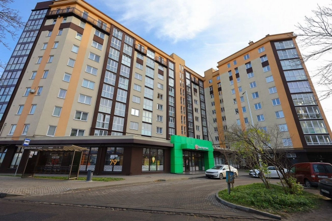 Купить двухкомнатную квартиру в Калининграде. Вариант № 9913380, 26, площадь -  квм, цена 11000000 рублей