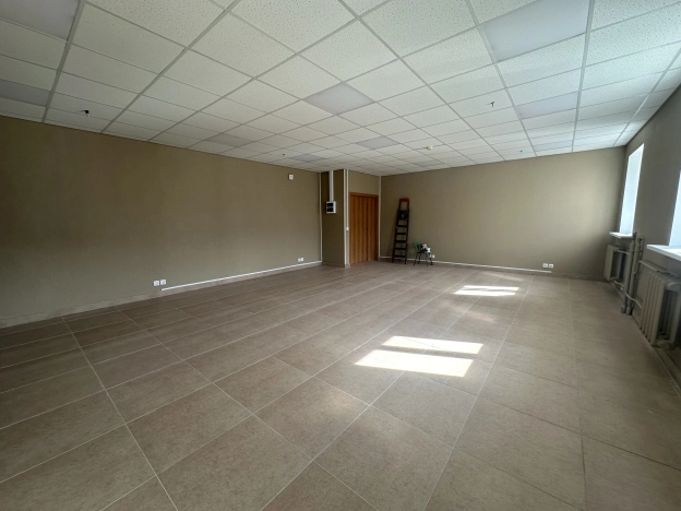 Купить коммерческую недвижимость свободного назначения в Сыктывкаре. Вариант № 1078098, 2, площадь -  квм, цена 4180000 рублей