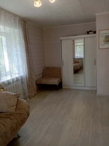 Купить однокомнатную квартиру в районе Калининский в Новосибирске. Вариант № 3764005, 8, площадь -  квм, цена 2500000 рублей