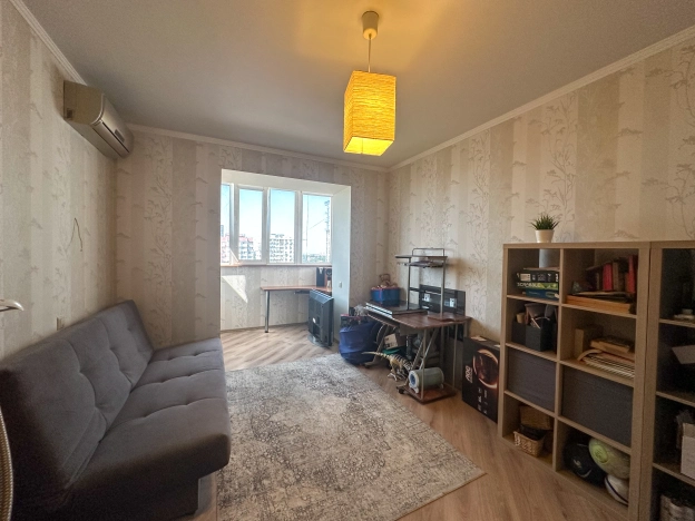 Купить квартиру на улице Атарбекова в Краснодаре. Вариант № 2540190, 28, площадь -  квм, цена 21000000 рублей