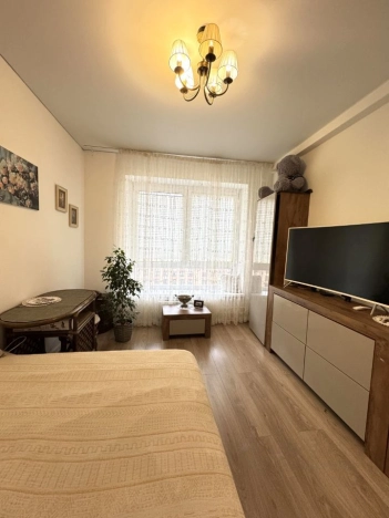 Купить квартиру в Москве. Вариант № 8529258, 8, площадь -  квм, цена 24500000 рублей