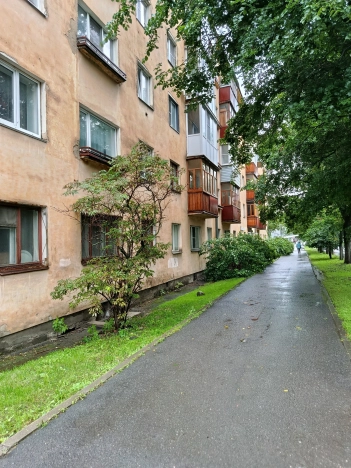 Купить квартиру в Вологодской области. Вариант № 2677211, 9, площадь -  квм, цена 3900000 рублей