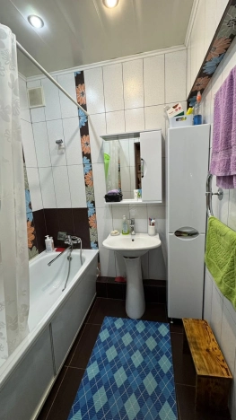 Купить двухкомнатную квартиру на вторичке в Микрорайоне 4-й, Элиста в Элисте. Вариант № 49556, 5, площадь -  квм, цена 7000000 рублей