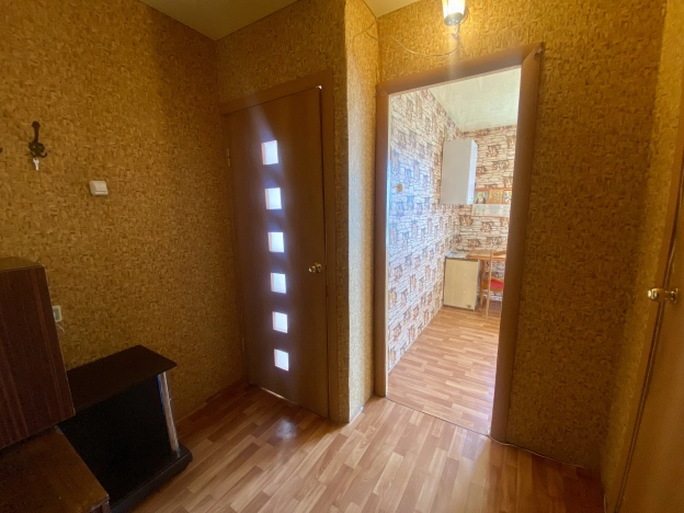 Купить однокомнатную квартиру на вторичке в Тульской области. Вариант № 3036503, 6, площадь -  квм, цена 1250000 рублей