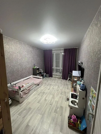 Купить квартиру на улице бульвар Строителей в Кемерове. Вариант № 50937, 7, площадь -  квм, цена 8600000 рублей