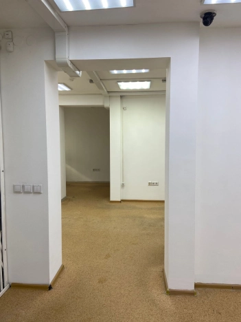 Купить торговые помещения в Новосибирске. Вариант № 9995, 7, площадь -  квм, цена 12500000 рублей