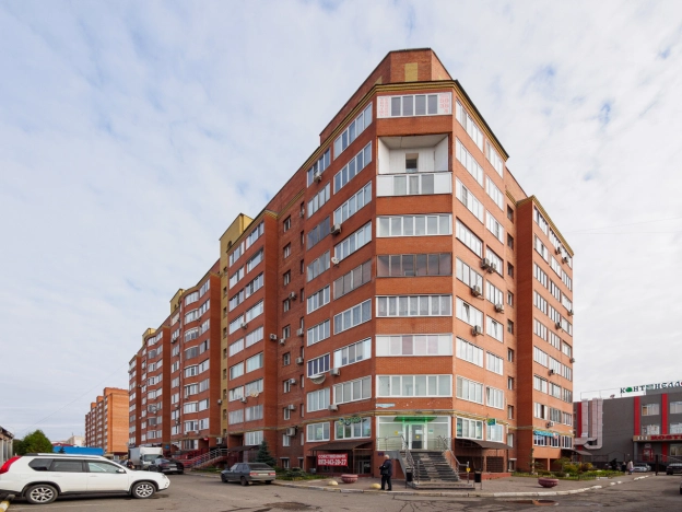 Купить двухкомнатную квартиру в Омске. Вариант № 6762454, 27, площадь -  квм, цена 8300000 рублей