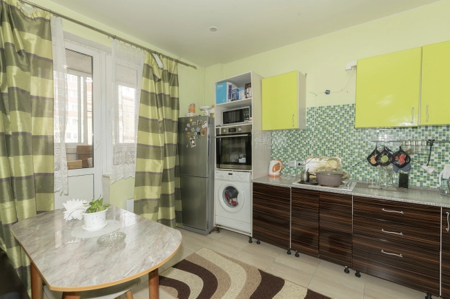 Купить квартиру на вторичке на улице Заречная в Московской области. Вариант № 29914, 14, площадь - квм, цена 6450000 рублей