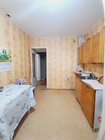 Купить двухкомнатную квартиру в Микрорайоне 2-й, Элиста в Элисте. Вариант № 16479, 12, площадь -  квм, цена 4000000 рублей