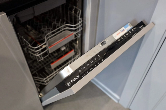 Купить двухкомнатную квартиру в Калининграде. Вариант № 9913380, 5, площадь -  квм, цена 11000000 рублей