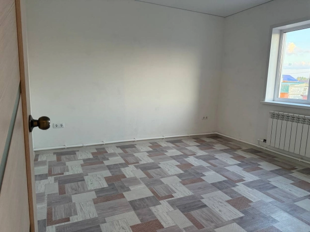 Купить дом на улице Луговская в Бердске. Вариант № 4882710, 30, площадь -  квм, цена 9500000 рублей