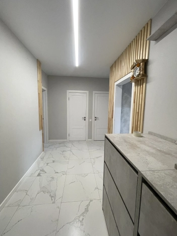 Купить трехкомнатную квартиру в Пушкине. Вариант № 10970, 14, площадь -  квм, цена 9500000 рублей