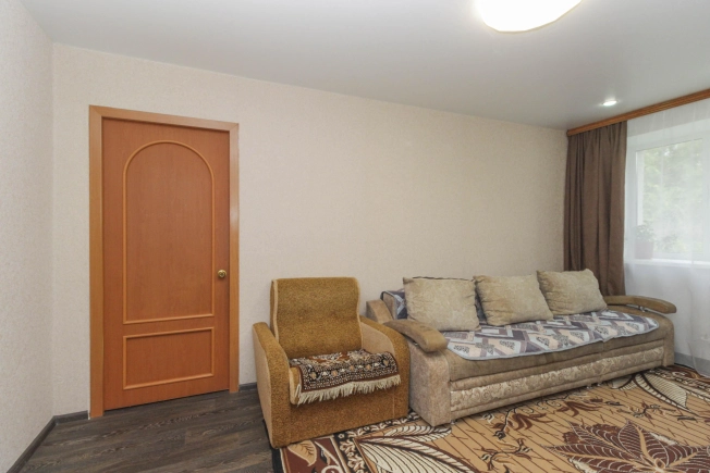 Купить двухкомнатную квартиру в Омске. Вариант № 3958769, 1, площадь -  квм, цена 2900000 рублей