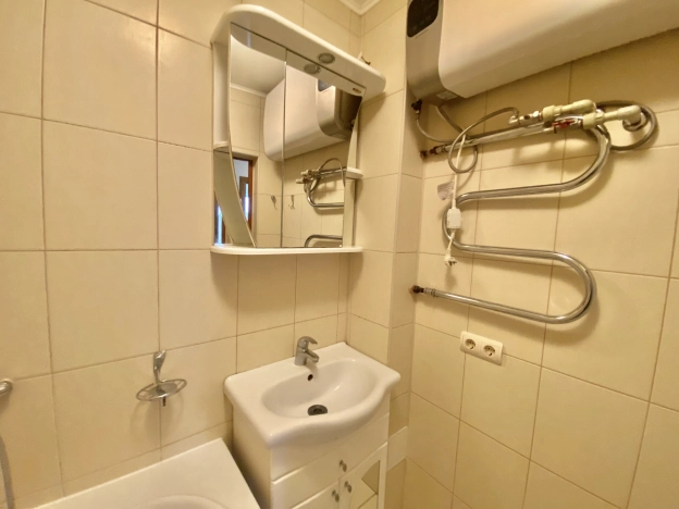 Купить двухкомнатную квартиру в Калининградской области. Вариант № 9169620, 9, площадь -  квм, цена 4630000 рублей