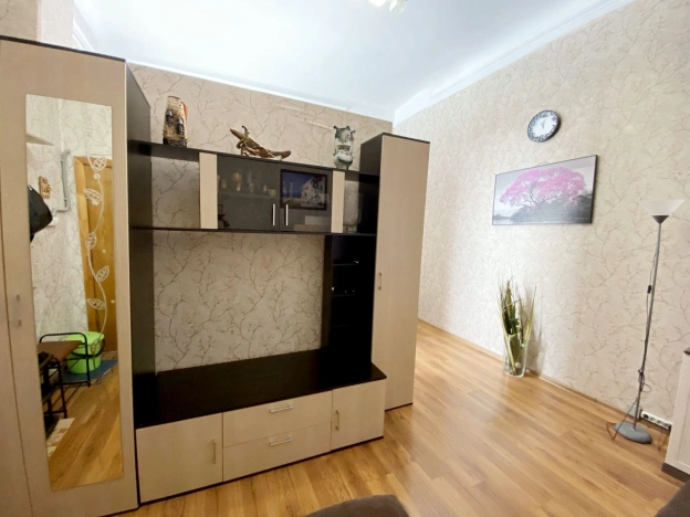 Купить квартиру в Москве. Вариант № 8668740, 2, площадь -  квм, цена 120000000 рублей