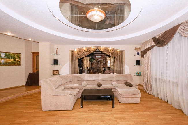 Купить дом в Лакинске. Вариант № 2577, 8, площадь -  квм, цена 36500000 рублей