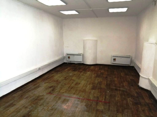 Купить офисы в Омске. Вариант № 3205, 4, площадь -  квм, цена 2200000 рублей