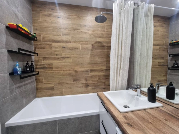 Купить квартиру на улице Славная в Владимире. Вариант № 2777552, 15, площадь -  квм, цена 4600000 рублей