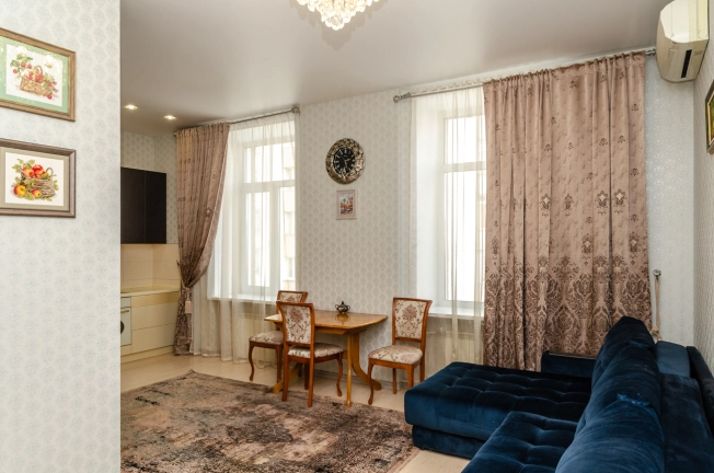 Купить трехкомнатную квартиру у метро Октябрьская в Новосибирске. Вариант № 420251, 0, площадь -  квм, цена 11000000 рублей