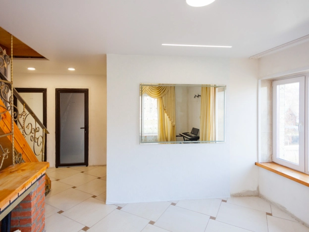 Купить дом на улице Благодарная в Бердске. Вариант № 12825, 21, площадь -  квм, цена 18500000 рублей