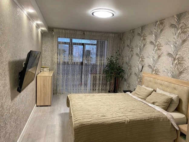 Купить трехкомнатную квартиру в Керчи. Вариант № 23566, 0, площадь - квм, цена 10400000 рублей