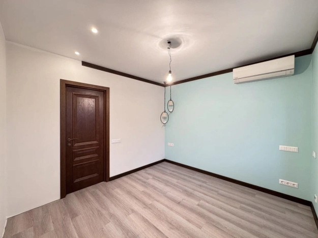 Купить квартиру в Москве. Вариант № 8599674, 16, площадь -  квм, цена 26000000 рублей