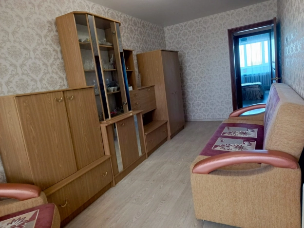 Купить трехкомнатную квартиру в Новосибирске. Вариант № 7627246, 4, площадь -  квм, цена 5600000 рублей