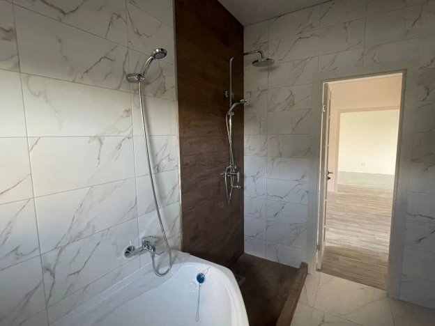 Купить дом в Белгороде. Вариант № 3805, 3, площадь -  квм, цена 7900000 рублей