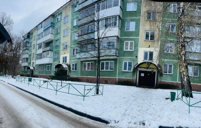 Купить трехкомнатную квартиру в Новосибирске. Вариант № 9152026, 10, площадь -  квм, цена 4200000 рублей