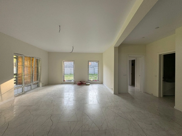 . Вариант № 28086, 16, площадь - 175 квм, цена 10000000 рублей