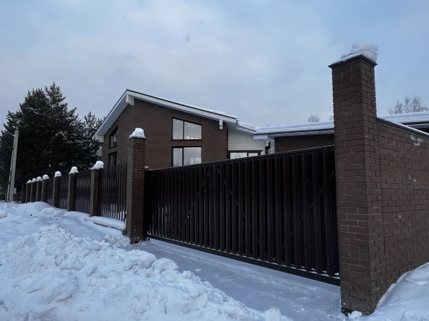 Купить дом в Новосибирске. Вариант № 9805682, 2, площадь -  квм, цена 25000000 рублей