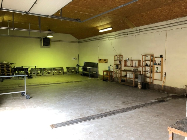 Купить коммерческую недвижимость свободного назначения в Нестерове. Вариант № 2082566, 33, площадь -  квм, цена 68000000 рублей