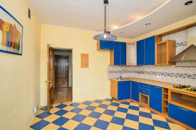 Купить однокомнатную квартиру на улице Пичугина в Владимире. Вариант № 1193873, 3, площадь -  квм, цена 6950000 рублей