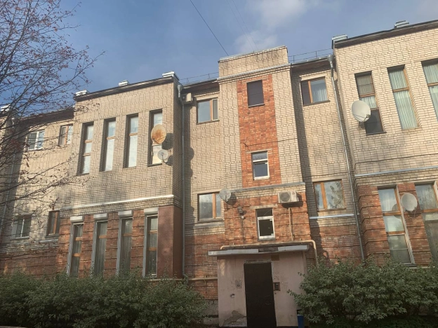 Купить четырехкомнатную квартиру в Вологде. Вариант № 3445, 43, площадь -  квм, цена 19700000 рублей