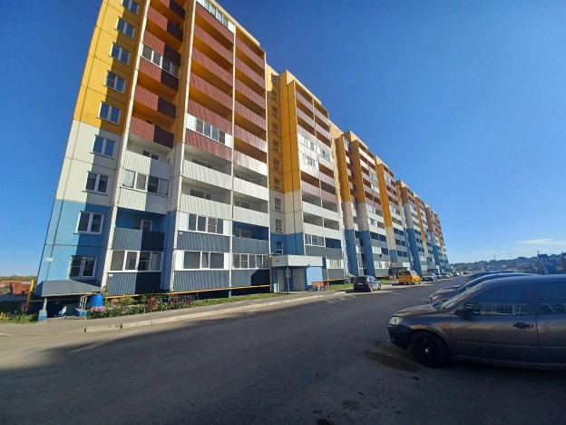 Купить однокомнатную квартиру на улице Хвойная в Республике Башкортостан. Вариант № 10267468, 3, площадь -  квм, цена 2764125 рублей