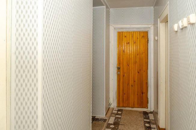 Купить трехкомнатную квартиру в Новосибирске. Вариант № 6883683, 20, площадь -  квм, цена 4700000 рублей