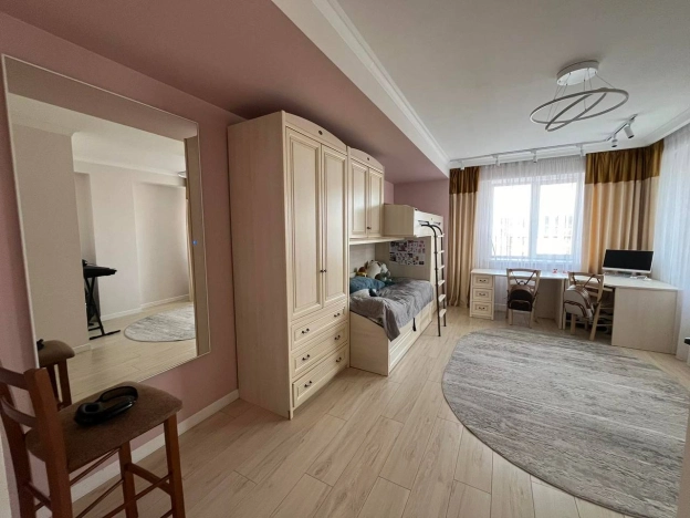 Купить квартиру на улице Геологическая в Улан-Удэ. Вариант № 37291, 6, площадь -  квм, цена 22900000 рублей