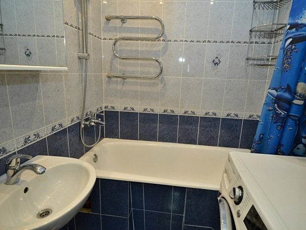 Купить четырехкомнатную квартиру в Новосибирской области. Вариант № 3881281, 5, площадь -  квм, цена 7500000 рублей