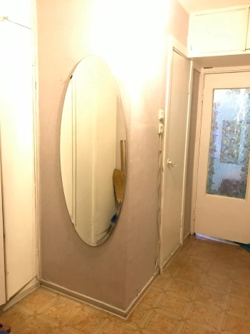 Купить однокомнатную квартиру в Ростовской области. Вариант № 9589877, 6, площадь -  квм, цена 3600000 рублей