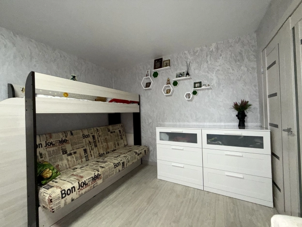 Купить квартиру на улице Андропова в Петрозаводске. Вариант № 8436544, 1, площадь -  квм, цена 3400000 рублей