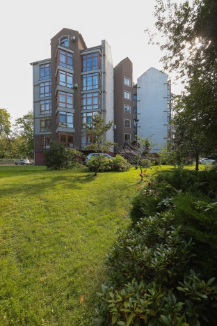 Снять квартиру на улице проспект Мира в Калининграде. Вариант № 5231646, 45, площадь -  квм, цена 140000 рублей