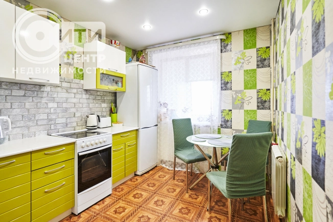 Купить однокомнатную квартиру в районе Коминтерновский в Воронеже. Вариант № 5820481, 3, площадь -  квм, цена 4199000 рублей