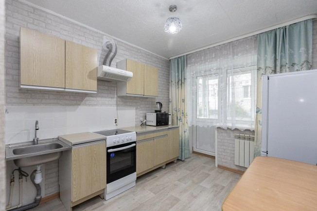 Купить однокомнатную квартиру в Амурской области. Вариант № 868993, 5, площадь -  квм, цена 4800000 рублей