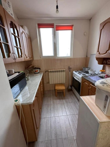 Купить трехкомнатную квартиру на вторичке в Микрорайоне 8-й, Элиста в Элисте. Вариант № 555399, 7, площадь -  квм, цена 5400000 рублей