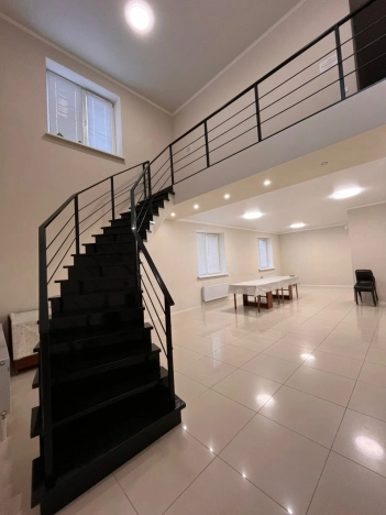 Купить дом на улице Матросова в Республике Башкортостан. Вариант № 8205176, 24, площадь -  квм, цена 32000000 рублей