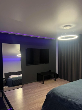 Купить квартиру в Москве. Вариант № 9999684, 18, площадь -  квм, цена 14700000 рублей