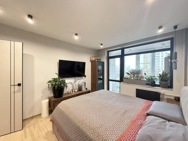 Купить квартиру в Москве. Вариант № 8807636, 8, площадь -  квм, цена 19500000 рублей