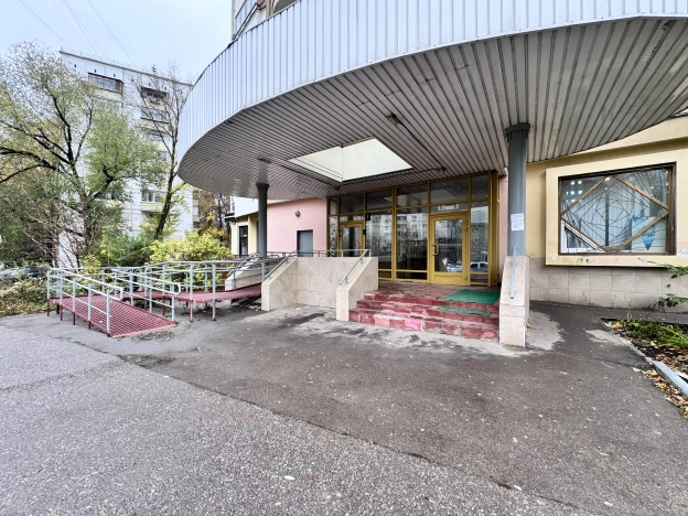 Купить квартиру в Москве. Вариант № 8463148, 12, площадь -  квм, цена 27990000 рублей